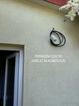 Zariadený 2,5 izb polodom s terasou a parkingom - 12