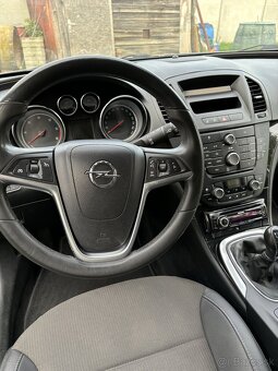Predám Opel Insignia - šedá metalíza - 12