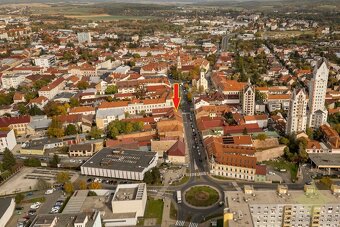 Obchodný priestor na predaj v centre mesta LC. - 12