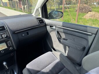 VW Touran 2.0 TDI DSG 7 Miestny - 12