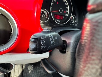 Volkswagen Up Up 1.0 BMT 75k high up - 12