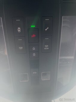 VW Touareg 4x4,Webasto,kamera,nočné videnie,asistenty - 12