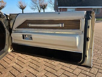 Buick Riviera z roku 1971, - 12