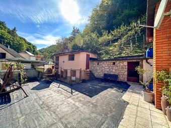 Rodinný dom v Šášovské Podhradie (Žiar nad Hronom) - 12