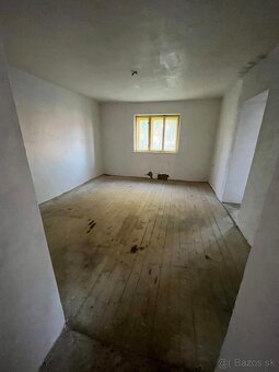 Na predaj 6 izbový rodinný dom v Nitre 100m2 - 12