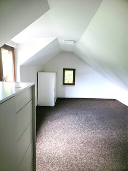 Na predaj: Rodinný dom s jedinečným príbehom a veľkým potenc - 12