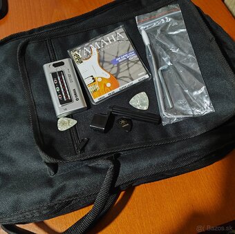 Yamaha EG 112 GPII HII Black Elektrická gitara - 12