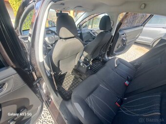 Peugeot 208 1.4 HDI - 12
