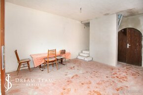 Viničný dom s pozemkom o veľkosti 1060m2, Veľké Turovce - 12