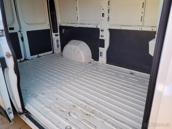 Predám dodávku Peugeot Boxer L2H2 2,0 HDI 12/2018, 148000 km - 12