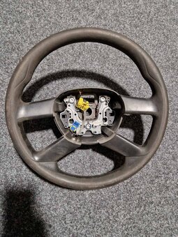 Volant, obruč volantu a airbag Škoda, Audi - 12