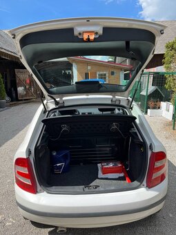 Škoda fabia 1.4 MPI - 12