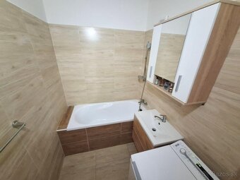 PRENÁJOM: 1 IZBOVÝ BYT 36 M2 Z TOHO LODŽIA 3M2, JUH 3 POPRAD - 12
