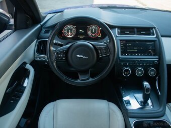 Jaguar E-Pace 2.0 I4 180k R-Dynamic Base AWD A/T  - virtual - 12