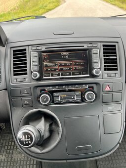 Volkswagen T5 Multivan 2.0 TDI 140k Highline - 12