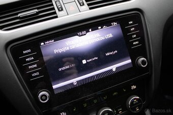 Škoda Octavia Combi 2.0 TDI DPF RS DSG - 12