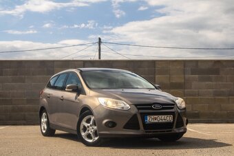 Ford Focus Kombi 1.0 ecoboost Trend /AJ NA SPLATKY/ - 12