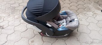 Predám decky kočík 3v1 plus autosedacka - 12