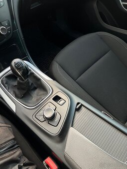 Opel Insignia 2.0 Cdti 96kw - 12