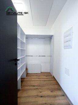 LUXUSNÝ RODINNÝ BUNGALOV V MESTA PRIEVIDZA, ul. ČVIKOTU. - 12