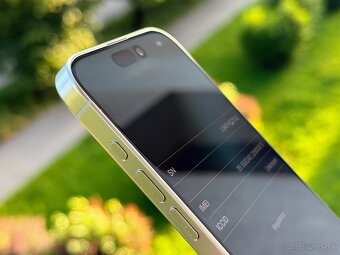 Apple iPhone 15 Pro 128GB White, výborný stav, komplet, 88% - 12