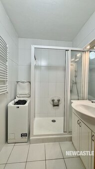 NEWCASTLE⏐PRENÁJOM, 3 izbový byt (72m2) + logia - 12