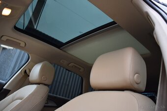 Audi A6 Avant 3.0 TDI quattro S tronic - 12