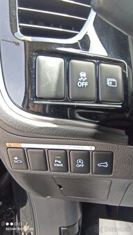 MITSUBISHI OUTLANDER 2,0 MIVEC  4WD CVT  SPIRIT - 12