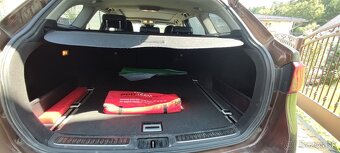 Toyota Avensis Executive 2.0 D-4D - 12