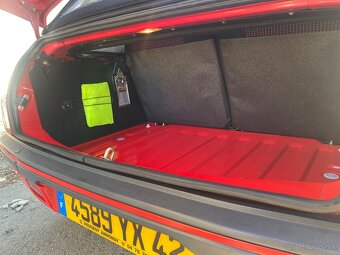 Peugeot 205 CTI - 12