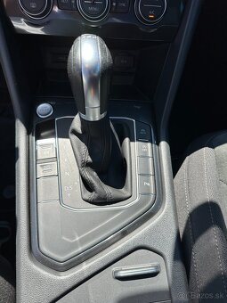 Volkswagen Tiguan 1.4Tsi-R-LINE-110kw-DSG-RV:07/2018 - 12