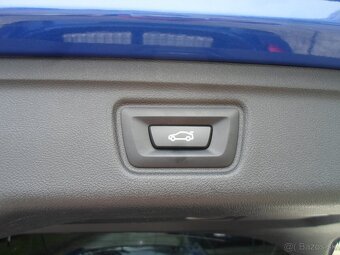 BMW Rad 3 Touring 330d mHEV xDrive 210kW automat,F1,panorama - 12