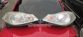 Predám predné svetlá na Renault Thalia rok 2009 - 12