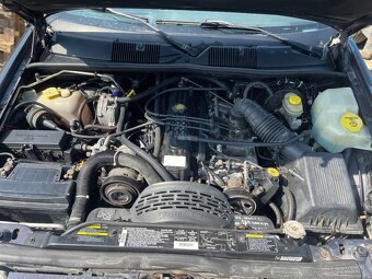 Jeep Grand Cherokee 4.0L benzín/LPG - 12
