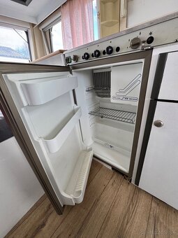 Karavan Chateau 380 - 12