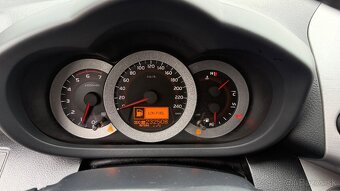 Toyota RAV4 2.2 D-4D 180 X+ - 12