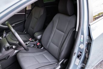 Hyundai i30 Hatchback 1.4i + LPG AJ NA SPLÁTKY/PROTIÚČET/ - 12