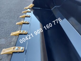 Predám – nová zubová / zubatá lopata na UNC, locust, Novotný - 12
