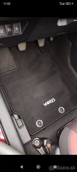 TOYOTA YARIS Selection, 1.5 VVT-iE, manuál 6-st., 65.500 km. - 12