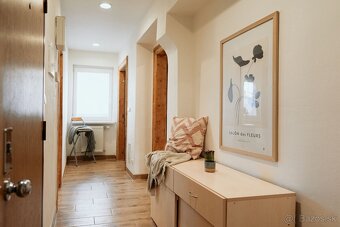 BYTOVÝ DOM - Topoľčany, Tovarnícka ul. - 12