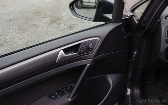 Volkswagen Golf e - 12