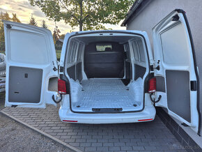 Volkswagen Transporter T6.1 2,0TDI 110kW L2 -DPH--PRODÁNO- - 12