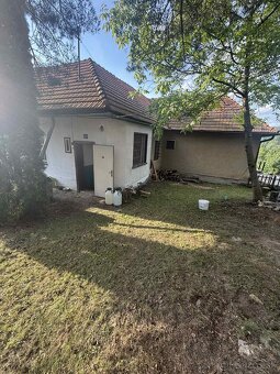 Na predaj 2 rodinné domy na 1 pozemku obec Radobica - 12