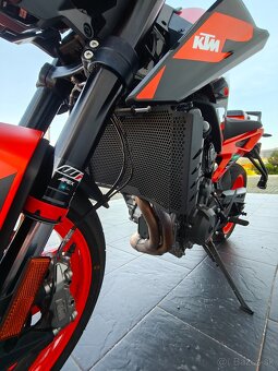 KTM Duke 890 GP 2023 - 12