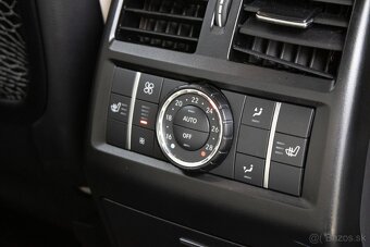 Mercedes-Benz GLS - 12