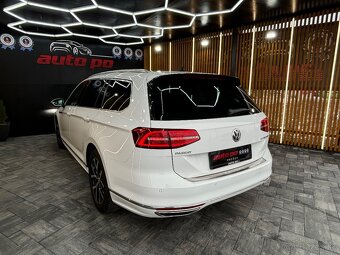 Volkswagen Passat Variant 2.0 TDI HIGHLINE R-LINE VIRTUAL - 12