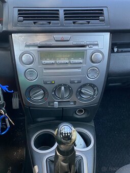 Predam Mazda 2, 1.4 diesel - 12