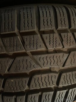 zimne pneu 215/60r16 dunlop - 12