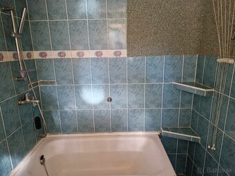 Na predaj 2 izbový byt po rekonštrukcii v meste Handlová. - 12
