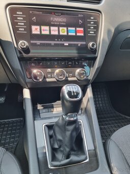 Škoda Octavia Combi 1.6 TDI 115k Style za 12.390 € - 12